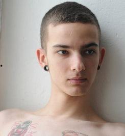 男人大鸟图片,探寻男人与大鸟的神秘共鸣